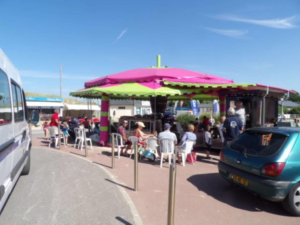 Chambres Et Tables D'Hotes A L'Auberge Touristique Meuvaines Exteriér fotografie